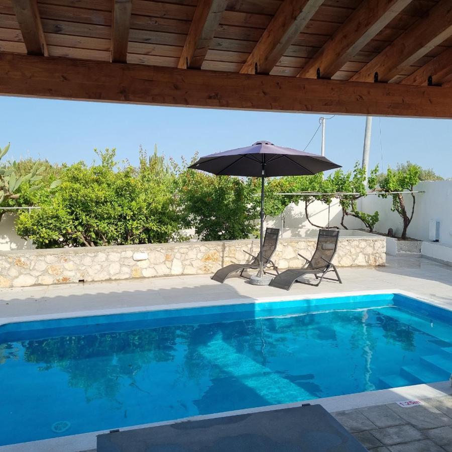 הוילה אפאנטו Lianas Garden House מראה חיצוני תמונה