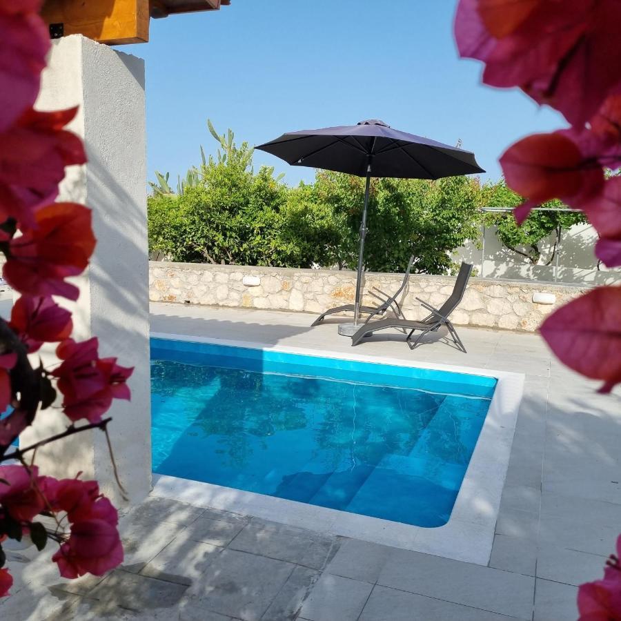 הוילה אפאנטו Lianas Garden House מראה חיצוני תמונה
